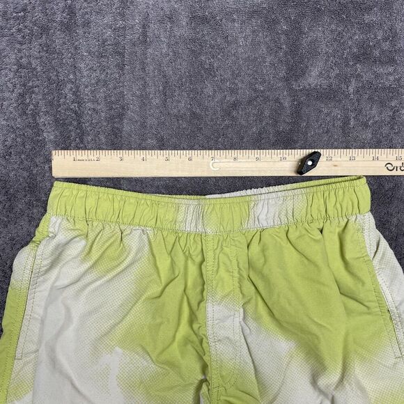 Urban Outfitters Mens Medium Graffiti Print Green White Unlined Board Shorts 5" - Picture 4 of 8